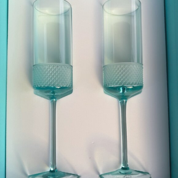 Tiffany Blue Diamond Point Champagne Flutes - Picture 4 of 4